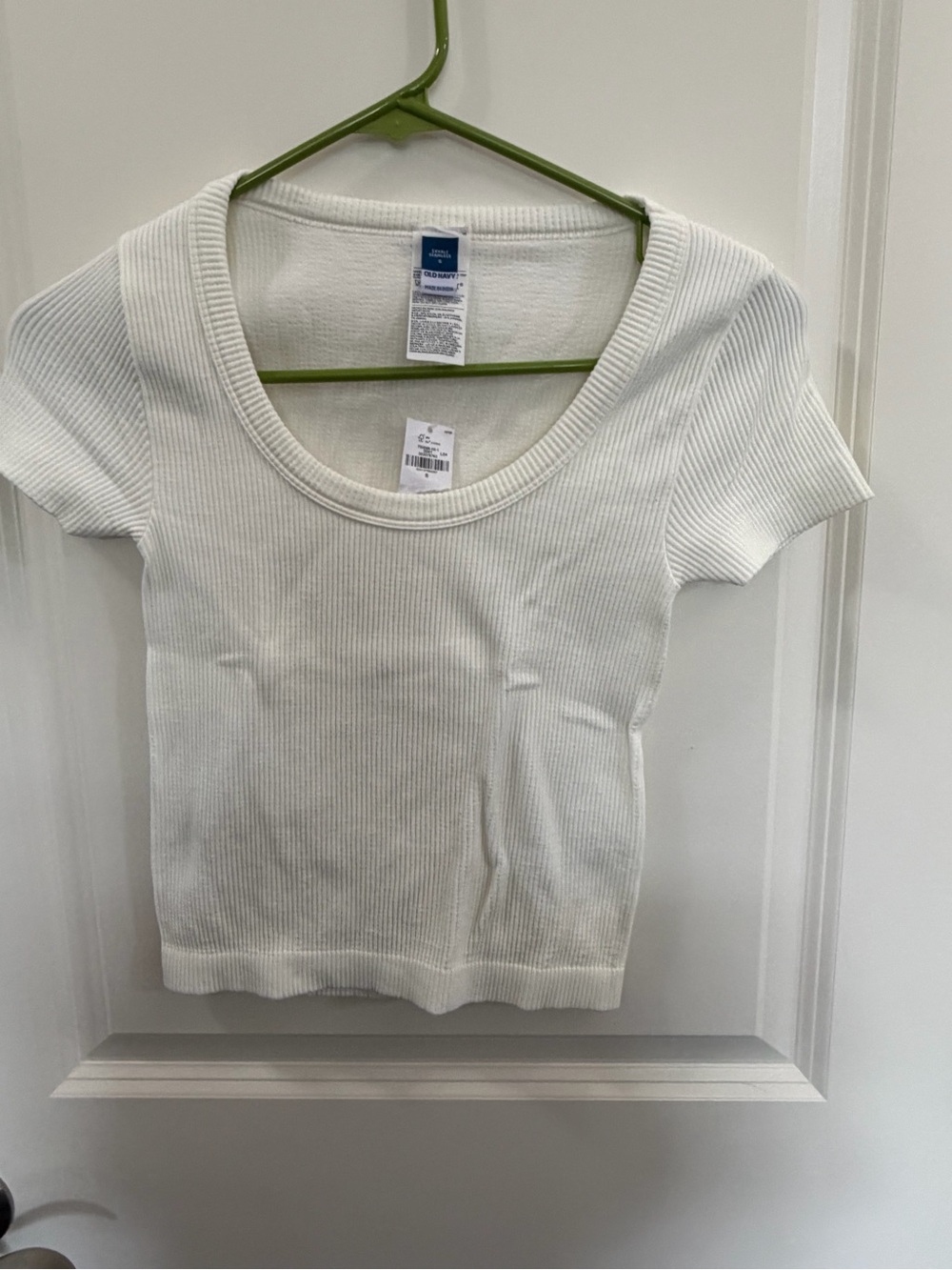 Old Navy White Ribbed Scoop Neck Top